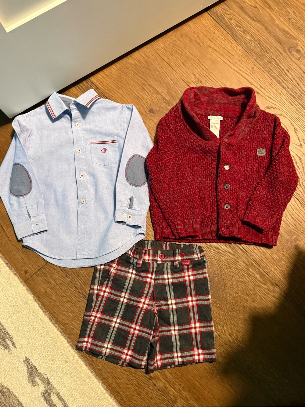 Tutto Piccolo Boys Shirt, Sweater and Short Set